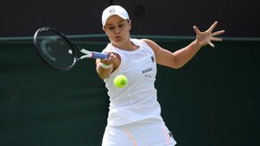 Ashleigh Barty eliminada por Alison Riske nos oitavos de final de Wimbledon