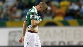 Marcel Keizer conta com 27 jogadores no primeiro treino na Suíça