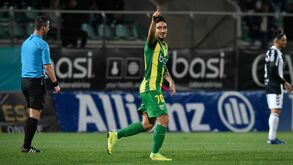 Benfica arruma a casa: Bernardo Martins e Arango saem a título definitivo