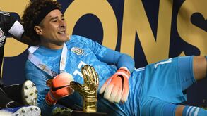 Guillermo Ochoa colocou um  ponto final da carreira