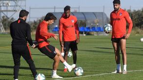 Onzes de Atlético Madrid, Real e Barcelona estão quase definidos e já assustam