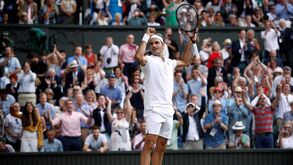Federer vence Nadal em jogo fantástico e está na final de Wimbledon