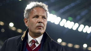 Sinisa Mihajlovic com problema de saúde que o pode afastar do comando técnico do Bolonha