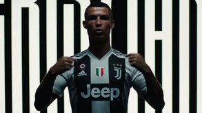 Juventus recorda chegada de Ronaldo a Turim há um ano: «Eu estou aqui!»