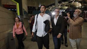 Perin já está em Lisboa para assinar pelo Benfica