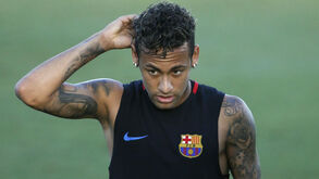 Fisco espanhol aperta o cerco a Neymar: dinheiro a receber do Barcelona pode 'voar'