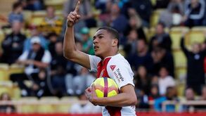 Vinícius a caminho do Benfica