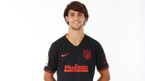 Atlético Madrid surpreende na escolha do equipamento alternativo