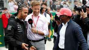 Pai de Lewis Hamilton fala da rutura com o piloto: «Partiu-me o coração»