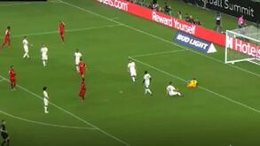 Bayern Munique bateu Real Madrid e acabou jogo com 10 em campo