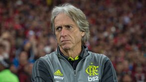 Jorge Jesus pede aos adeptos do Flamengo: «Em campo insultem mas fora dele acabou»