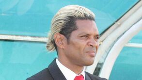 Abel Xavier deixa comando técnico da seleção moçambicana