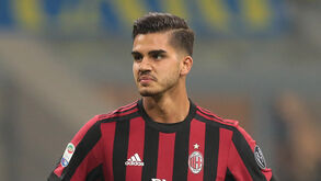 André Silva volta ao Milan