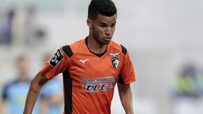 Gleison emprestado pelo Portimonense
