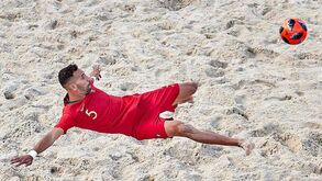 Portugal bate Polónia e decide com a Itália o acesso ao Mundial de futebol de praia