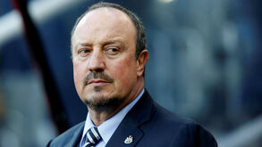 Presidente do Newcastle arrasa Benítez: «Primeiro estava o dinheiro e só depois o clube»