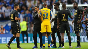 Danilo abraçado e um pedido a Sérgio Conceição