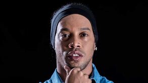 Problemas para Ronaldinho: passaportes retirados e dívida de 2,3 milhões de euros