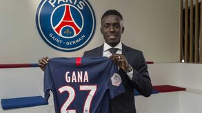 Oficial: Idrissa Gueye reforça Paris SG