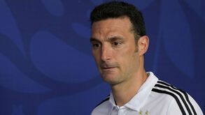 Argentina oficializa renovação de Scaloni até 2022