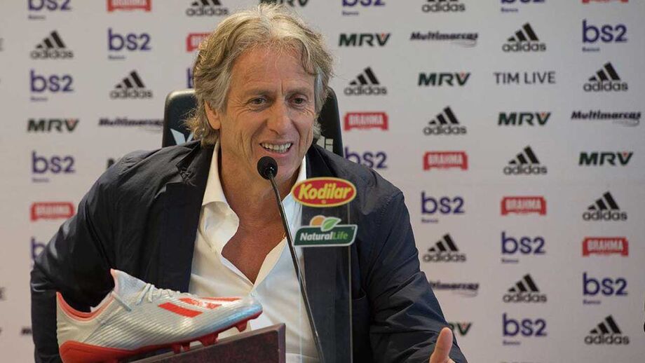 Treinador português estreou-se oficialmente como treinador do Flamengo com um empate na Copa do Brasil