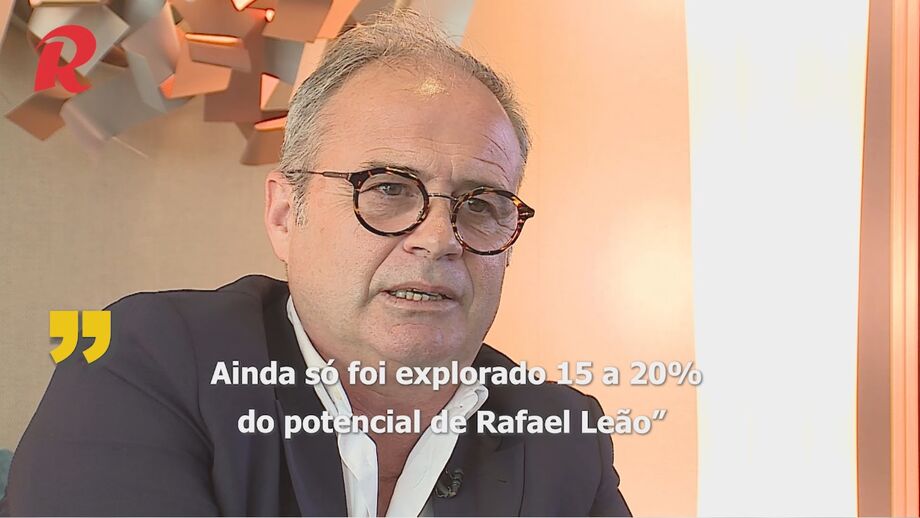Luís Campos foi um dos responsáveis pela contratação de Rafael Leão por parte do Lille. O conselheiro desportivo do clube francês elogia o talento do ex-avançado do Sporting