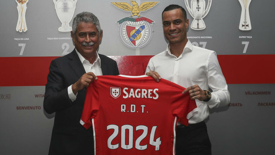 Raúl de Tomás foi vendido ao Benfica por 20 milhões de euros