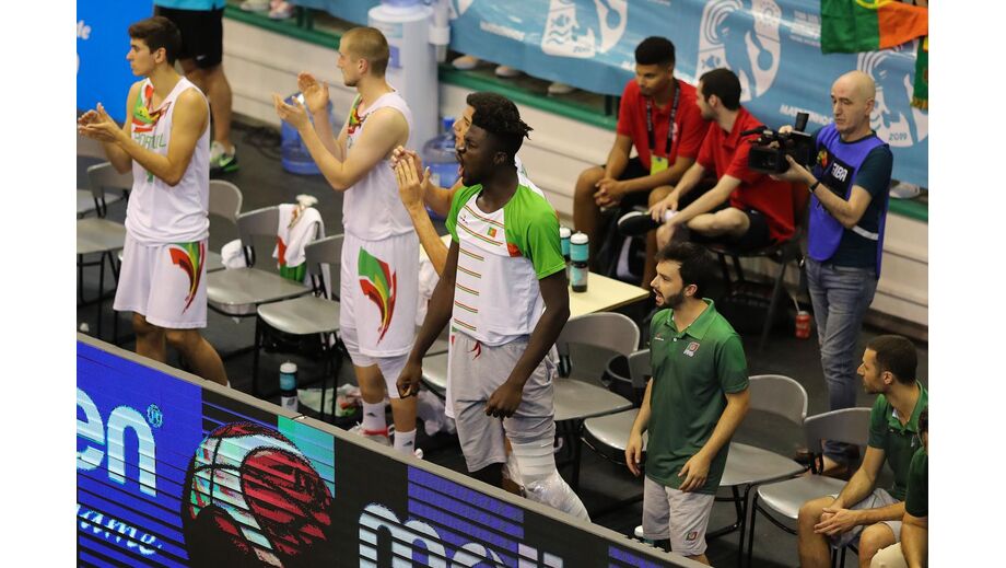 Portugal campeão europeu de basquetebol sub-20 - SIC Notícias