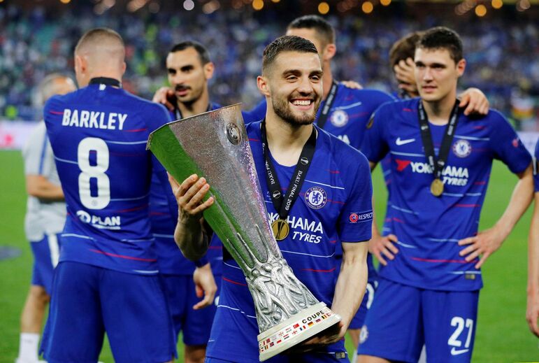 Kovacic foi oficializado no Chelsea