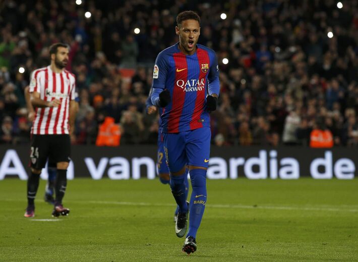 Neymar: trocou o Barcelona pelo PSG e está de olho no regresso à Catalunha