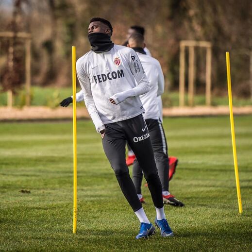 Benoît Badiashile, 18 anos (Mónaco)