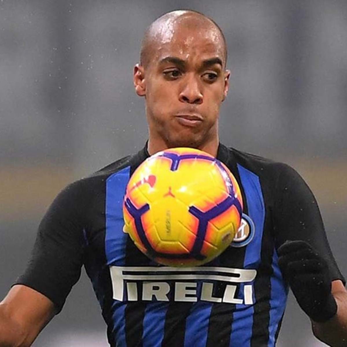 Lokomotiv Moscovo oficializa chegada do português João Mário