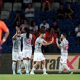 Olympiacos vence na Turquia e fica mais perto do playoff