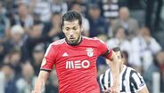 Central: Garay (Jesus acabou por adicionar um central extra)