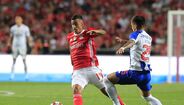 Chiquinho - Lesionado desde 24 de agosto (Desinserção do tendão médio adutor, à esquerda)