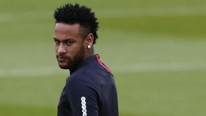 Tempo, espaço e dinheiro: o que vai definir o futuro de Neymar entre PSG, Barcelona e Real Madrid
