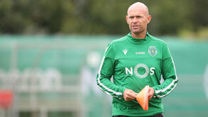 Marcel Keizer chama 19 jogadores para a Supertaça