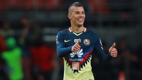 Uribe garantido vale recorde