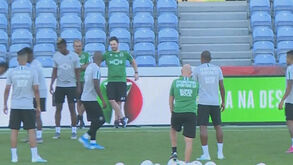 Sporting treina no Estádio do Algarve com Varandas a assistir