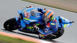 Álex Rins arrasa Márquez: «Não tem o respeito que deveria ter pelos adversários»