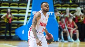 FIBA suspende DJ Cooper por 'acusar' gravidez em teste antidoping