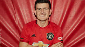 United abriu (e bem) os cordões à bolsa: Maguire lidera a lista dos centrais mais caros de sempre 