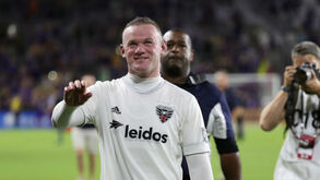 Wayne Rooney pode regressar a Inglaterra para ser... 'treinador-jogador'