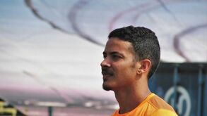 Matheus Leal de saída do Leixões