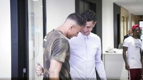 Danilo na Juventus: O reencontro com Alex Sandro e a 'inveja' de... Cristiano Ronaldo