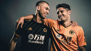 Premier League de regresso: são estes os 18 portugueses em ação no melhor campeonato do mundo