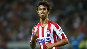 João Félix tem o mundo do futebol a seus pés e até a qualidade de De Ligt é questionada