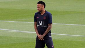 Neymar negociado em Liverpool
