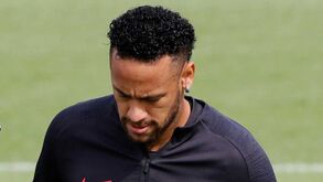 Não há acordo entre Barcelona e PSG por Neymar e o 'culpado' é um português