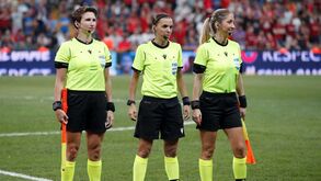 A árbitra que faz história na Supertaça Europeia